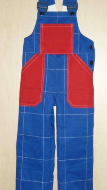 Dětské montérky s laclem - modro-červené do kostek